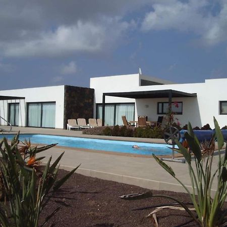 Wind Wave 28B - Heated & Shared Pool Vila La Oliva Exterior foto